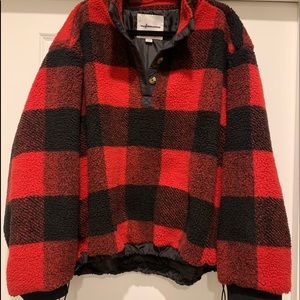 American Eagle Pullover